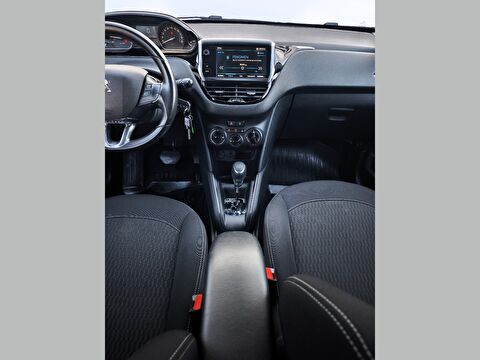 peugeot, 208, hatchback 1.2 puretech start&stop active eat6, otomatik, benzin 2.el otomobil | renew 19
