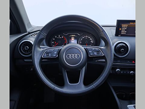 audi, a3, sedan 35 tfsı design s-tronic, otomatik, benzin 2.el otomobil | renew 18