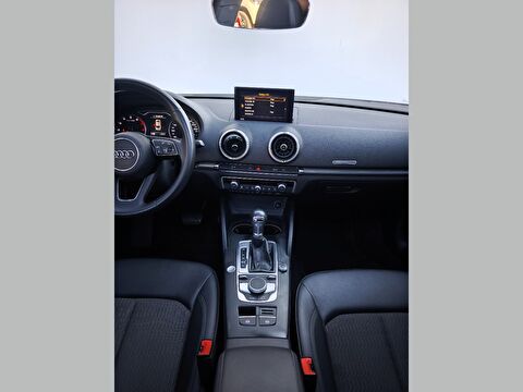 audi, a3, sedan 35 tfsı design s-tronic, otomatik, benzin 2.el otomobil | renew 19