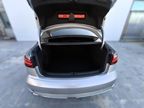 audi, a3, sedan 35 tfsı design s-tronic, otomatik, benzin 2.el otomobil | renew 12