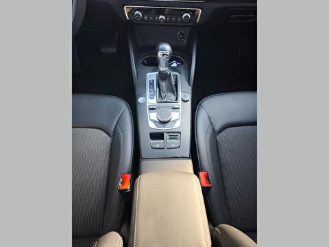 audi, a3, sedan 35 tfsı design s-tronic, otomatik, benzin 2.el otomobil | renew 25