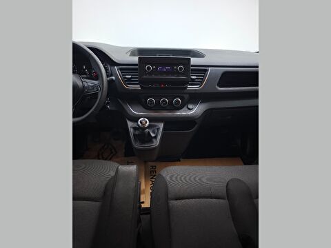 renault, trafic combi, 5+1 grand confort 2.0 blue dci 150 bg, manuel, dizel 2.el otomobil | renew 17