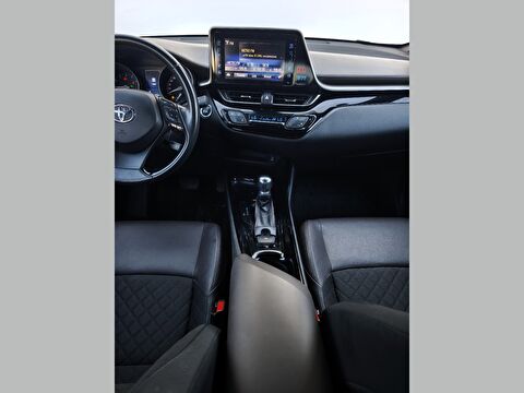 toyota, c-hr, crossover 1.2 turbo 4x2 diamond multidrive s, otomatik, benzin 2.el otomobil | renew 19