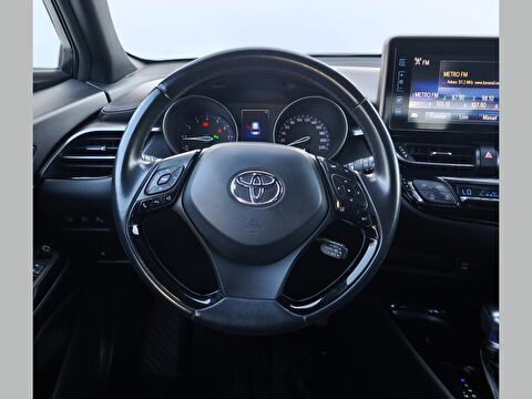 toyota, c-hr, crossover 1.2 turbo 4x2 diamond multidrive s, otomatik, benzin 2.el otomobil | renew 18