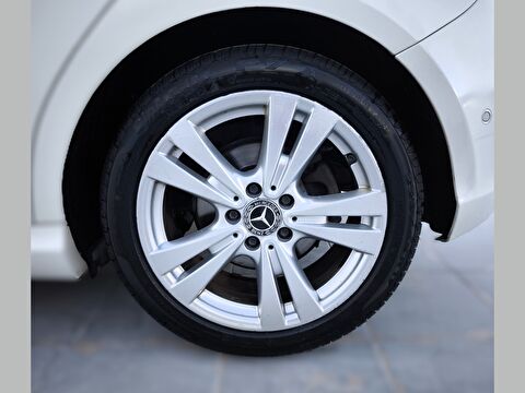 mercedes-benz, a, hatchback 180 cdı blueeffıcıency urban 7g-dct, otomatik, dizel 2.el otomobil | renew 7