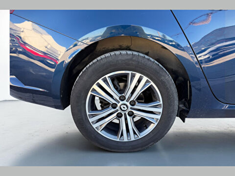 renault, megane, sedan 1.3 tce touch edc, otomatik, benzin 2.el otomobil | renew 23