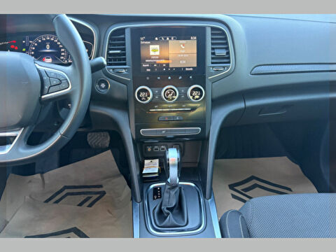 renault, megane, sedan 1.3 tce touch edc, otomatik, benzin 2.el otomobil | renew 18
