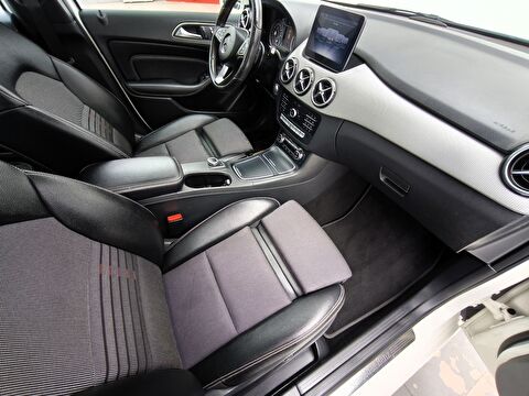 mercedes-benz, b, mpv 180 cdı blueeffıcıency urban 7g-dct, otomatik, dizel 2.el otomobil | renew 15