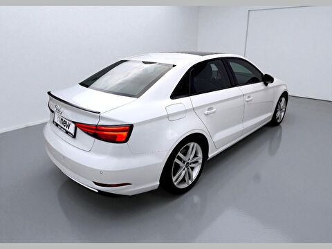 audi, a3, sedan 35 tfsı design s-tronic, otomatik, benzin 2.el otomobil | renew 4