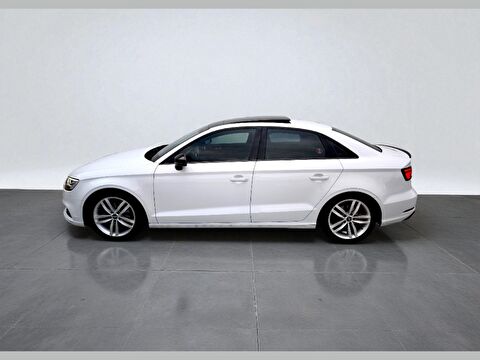 audi, a3, sedan 35 tfsı design s-tronic, otomatik, benzin 2.el otomobil | renew 5