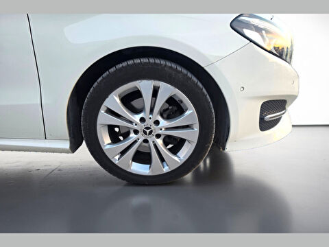 mercedes-benz, b serisi, b 180 blueeffıcıency urban 7g-dct, otomatik, benzin 2.el otomobil | renew 6