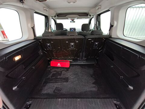 citroen, berlingo, kombi 1.5 bluehdı feel stil eat8, otomatik, dizel 2.el otomobil | renew 22