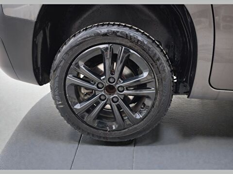 citroen, berlingo, kombi 1.5 bluehdı feel stil eat8, otomatik, dizel 2.el otomobil | renew 25