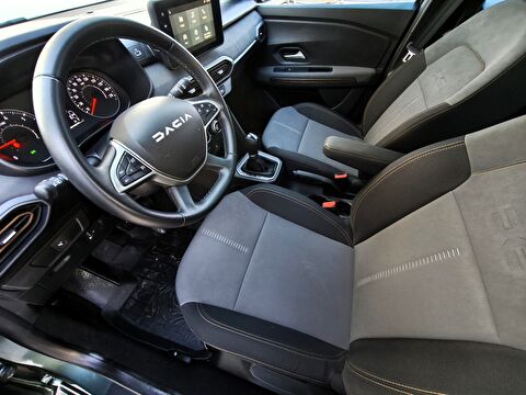 dacia, sandero, hatchback 1.0 tce stepway extreme cvt, otomatik, benzin 2.el otomobil | renew 17