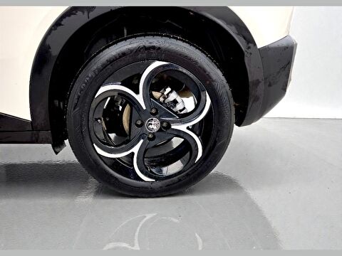 alfa romeo, junior, suv 1.2 hybrid ıbrida speciale dct, otomatik, mhev 2.el otomobil | renew 24