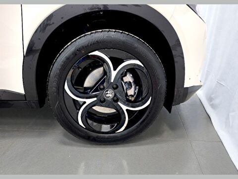 alfa romeo, junior, suv 1.2 hybrid ıbrida speciale dct, otomatik, mhev 2.el otomobil | renew 25