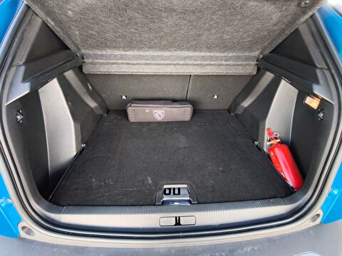 peugeot, 2008, crossover 1.2 puretech gt eat8, otomatik, benzin 2.el otomobil | renew 28