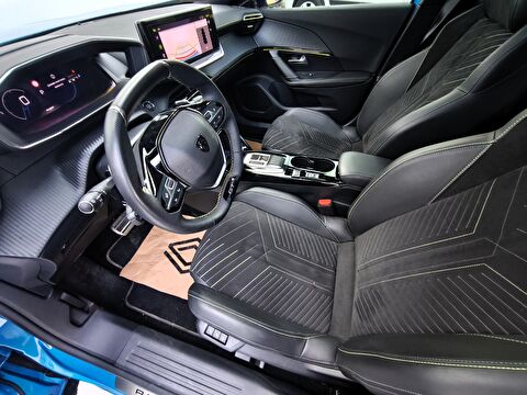 peugeot, 2008, crossover 1.2 puretech gt eat8, otomatik, benzin 2.el otomobil | renew 17