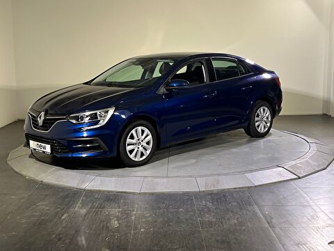 Sedan 1.3 TCe Touch EDC, 2. el otomobil | renew