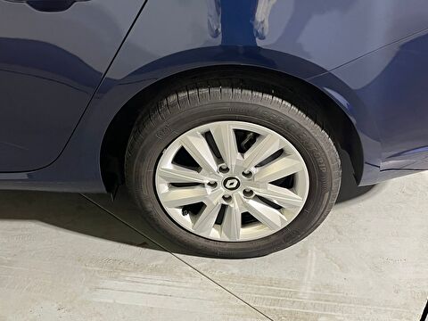 renault, megane, sedan 1.3 tce touch edc, otomatik, benzin 2.el otomobil | renew 39