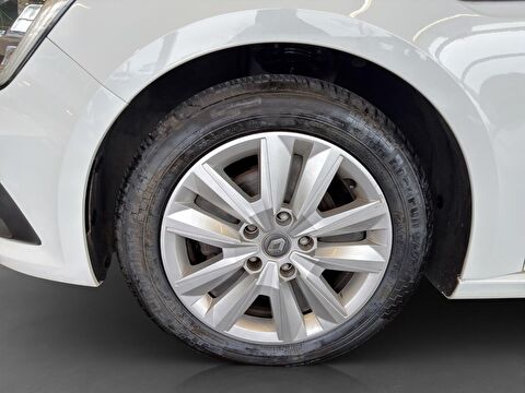 renault, megane, sedan 1.3 tce joy edc, otomatik, benzin 2.el otomobil | renew 8