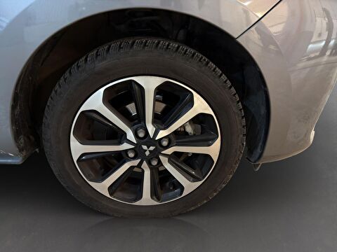 mitsubishi, space star, 1.2 ıntense cvt, otomatik, benzin 2.el otomobil | renew 7