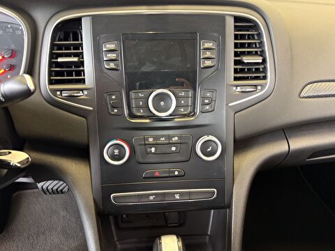 renault, megane, sedan 1.3 tce joy edc, otomatik, benzin 2.el otomobil | renew 16