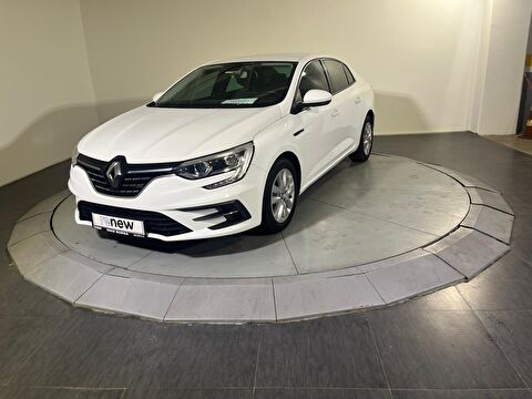 Sedan 1.3 TCe Joy EDC, 2. el otomobil | renew