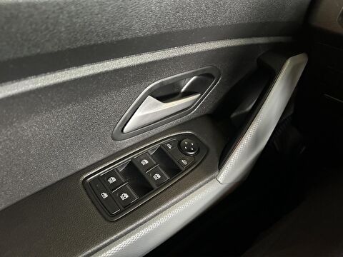 renault, duster, 1.2 mhev evolution advanced 4x4 (mild hybrid), manuel, benzin 2.el otomobil | renew 25