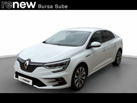 Sedan 1.3 TCe Icon EDC, 2. el otomobil | renew