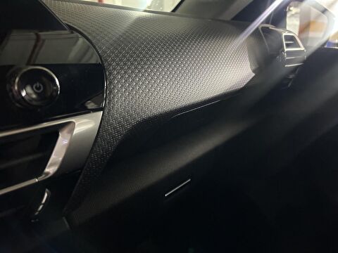 citroen, c4 x, 1.2 puretech shine eat8, otomatik, benzin 2.el otomobil | renew 24