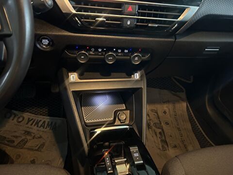 citroen, c4 x, 1.2 puretech shine eat8, otomatik, benzin 2.el otomobil | renew 15