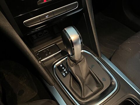 renault, megane, sedan 1.3 tce touch edc, otomatik, benzin 2.el otomobil | renew 18