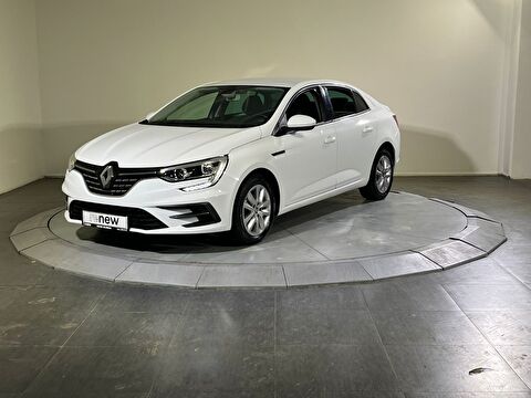 Sedan 1.3 TCe Joy Comfort EDC, 2. el otomobil | renew