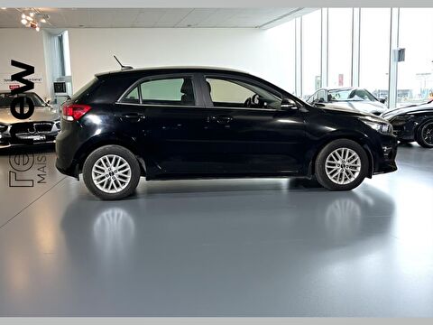 kia, rio, hatchback 1.4 cvvt elegance tekno otomatik, otomatik, benzin 2.el otomobil | renew 13