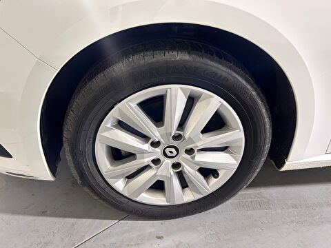 renault, megane, sedan 1.3 tce touch edc, otomatik, benzin 2.el otomobil | renew 26