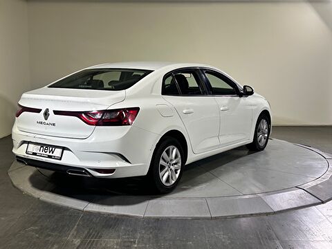 renault, megane, sedan 1.3 tce touch edc, otomatik, benzin 2.el otomobil | renew 22