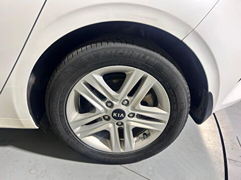 kia, cee'd, hatchback 1.6 crdı elegance dct, otomatik, dizel 2.el otomobil | renew 23
