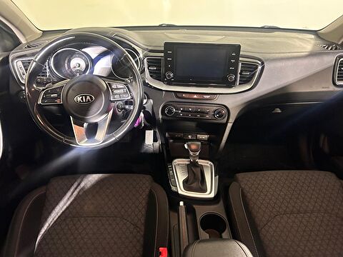 kia, cee'd, hatchback 1.6 crdı elegance dct, otomatik, dizel 2.el otomobil | renew 25