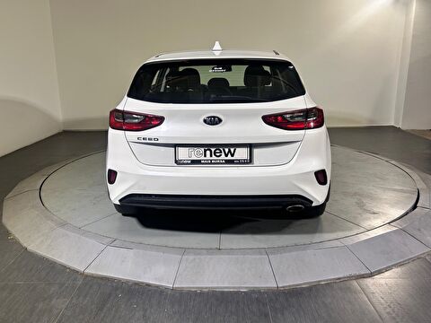 kia, cee'd, hatchback 1.6 crdı elegance dct, otomatik, dizel 2.el otomobil | renew 20
