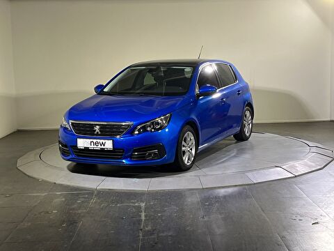 Hatchback 1.2 PureTech Style Tech EAT8, 2. el otomobil | renew