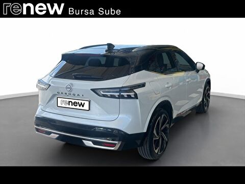 nissan, qashqai, 1.3 dıg-t mhev platinum premium 4x4 cvt, otomatik, benzin 2.el otomobil | renew 3