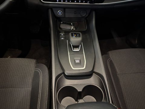 nissan, qashqai, 1.3 dıg-t mhev design pack 4x2 cvt, otomatik, benzin 2.el otomobil | renew 18