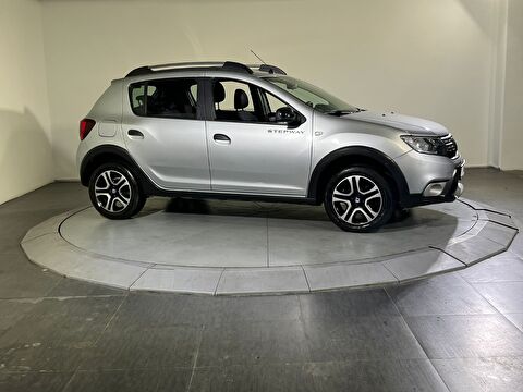 dacia, sandero, hatchback 1.0 tce eco-g stepway, manuel, benzin + lpg 2.el otomobil | renew 19