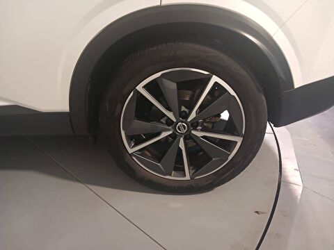 nissan, qashqai, suv 1.3 dıg-t sky pack dct, otomatik, benzin 2.el otomobil | renew 21