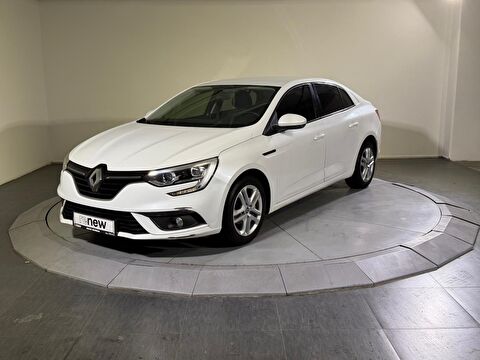 Sedan 1.6 16V Joy, 2. el otomobil | renew