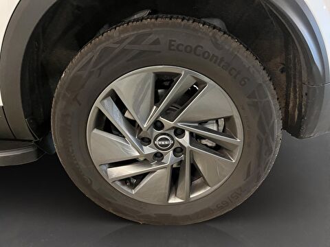 nissan, qashqai, 1.3 dıg-t mhev design pack 4x2 cvt, otomatik, benzin 2.el otomobil | renew 9
