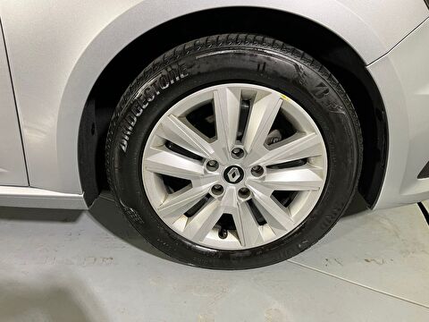 renault, megane, sedan 1.3 tce touch edc, otomatik, benzin 2.el otomobil | renew 37