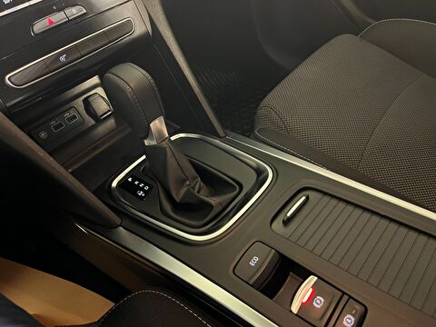 renault, megane, sedan 1.3 tce touch edc, otomatik, benzin 2.el otomobil | renew 33