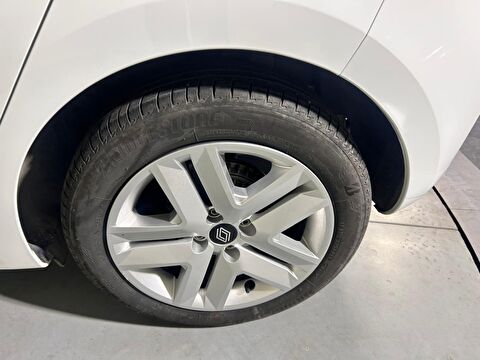 renault, clio, hatchback 1.0 tce evolution x-tronic, otomatik, benzin 2.el otomobil | renew 32